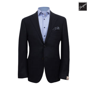 What to Wear to a Business Dinner: A Montreal Guide