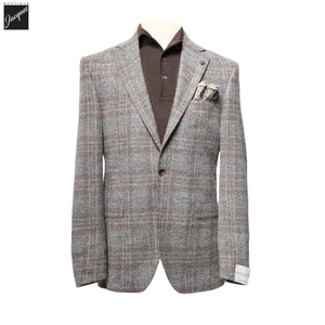 Suit Alterations in Montreal: What a Tailor Can Fix, and What He Can't