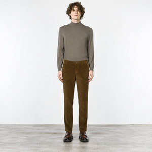 How to Wear Corduroy: A Montreal Guide to Fall's Most Underrated Cloth
