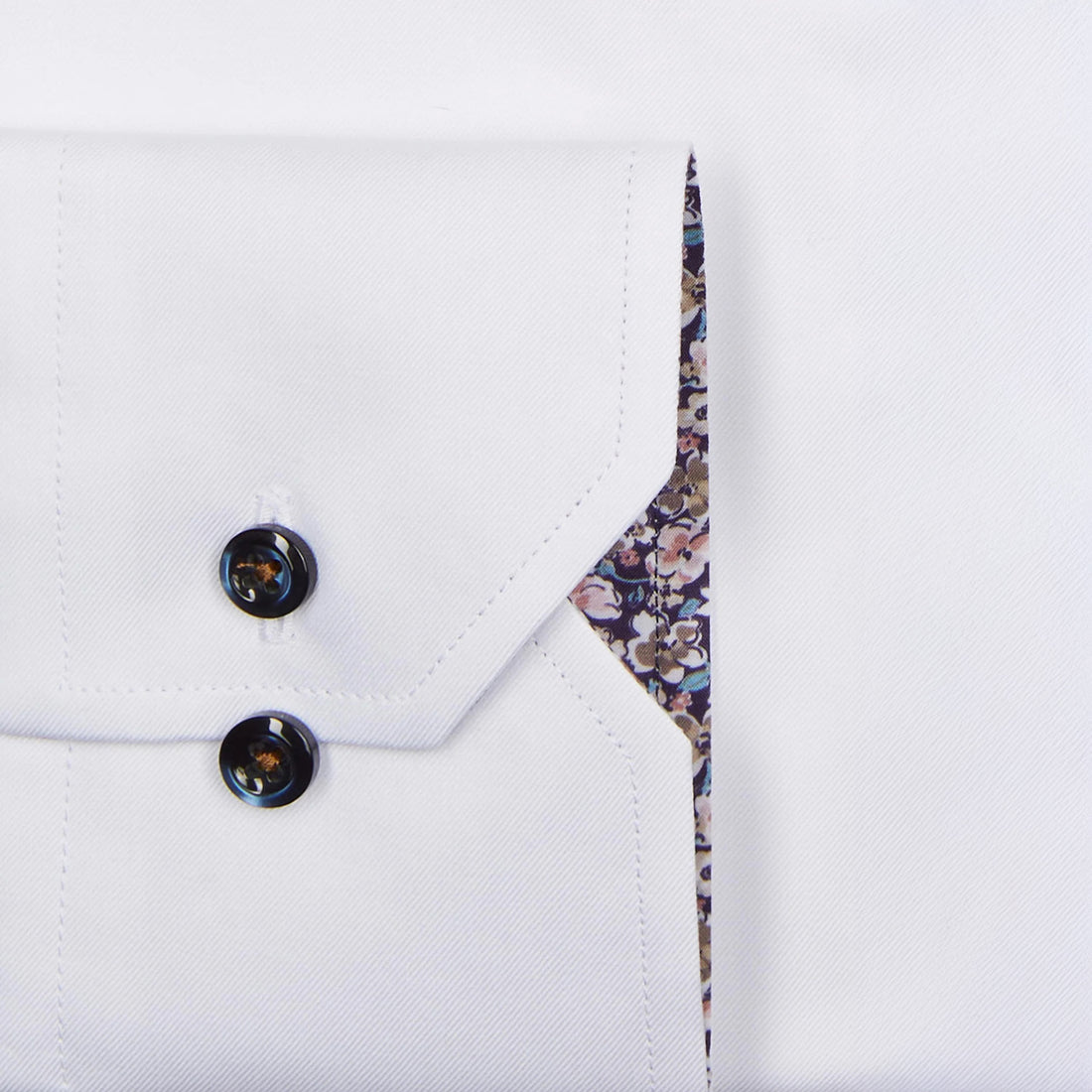 White Twill Fitted Body Shirt w/ Floral Contrast Trims - Stenströms