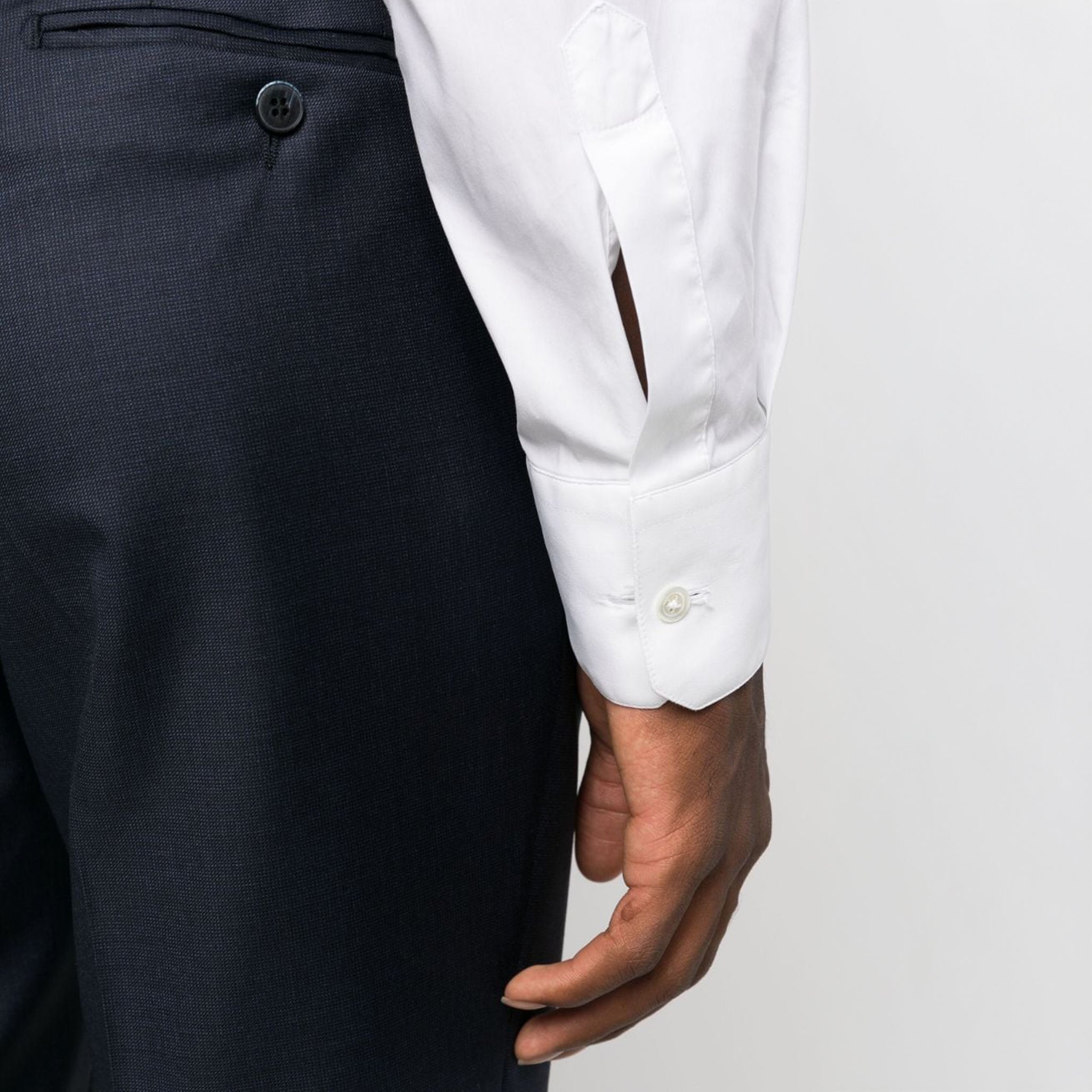 Blue Neat Mantua Contemporary Fit Suit - Luigi Bianchi - Boutique Jacques International