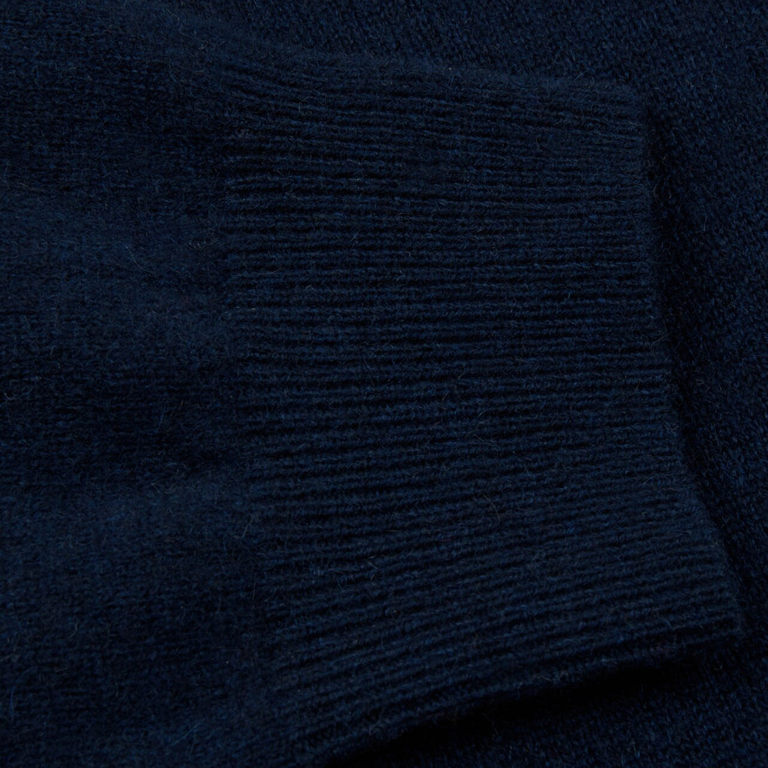 Dark Blue Cashmere Knit Crew Neck Sweater - Stenströms