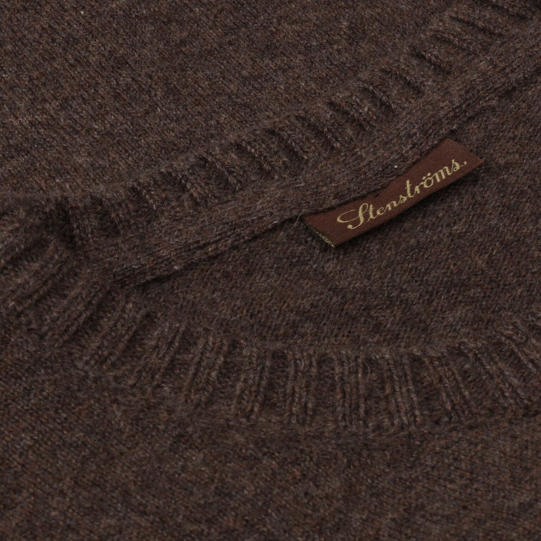 Chocolate Brown Cashmere Knit Crew Neck Sweater - Stenströms