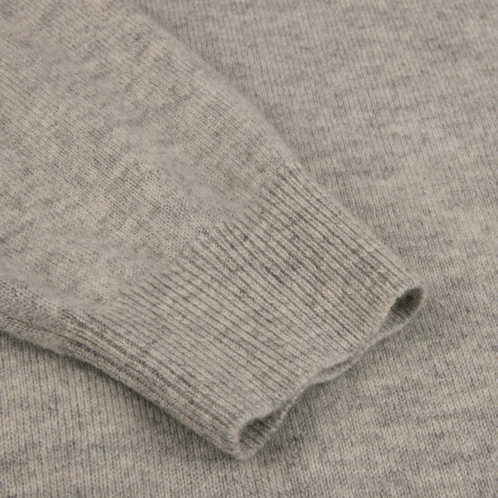 Light Gray Cashmere Knit Crew Neck Sweater - Stenströms