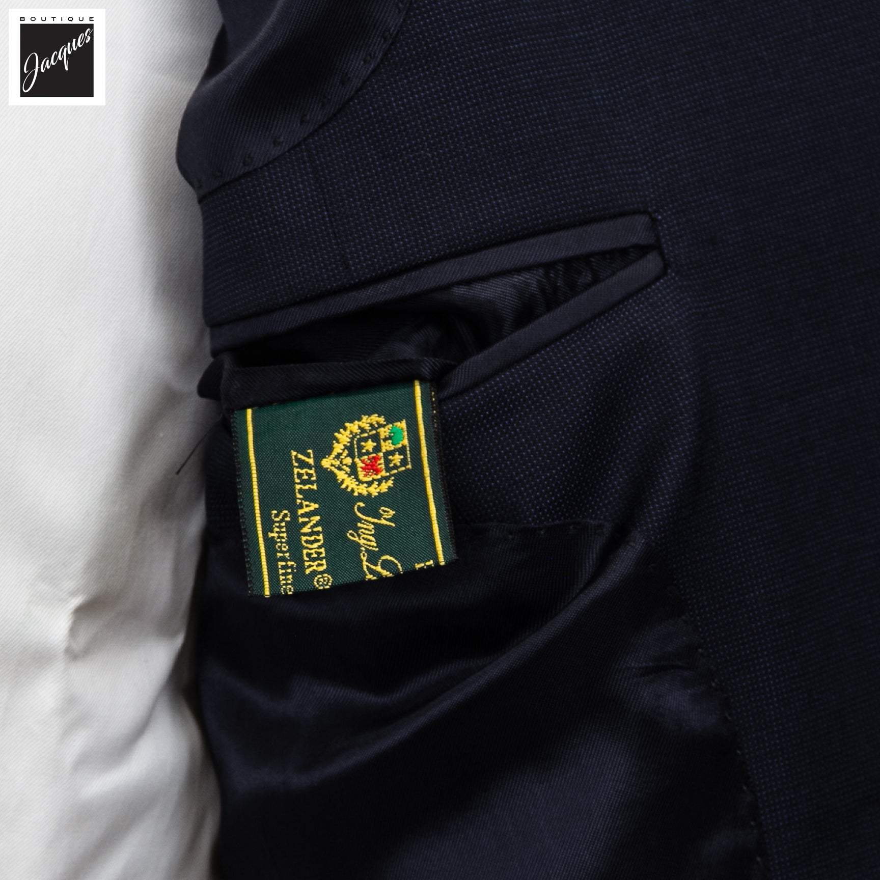 Dark Blue Neat Super Fine Merino Wool Mantua Slim Fit Suit - Luigi Bianchi