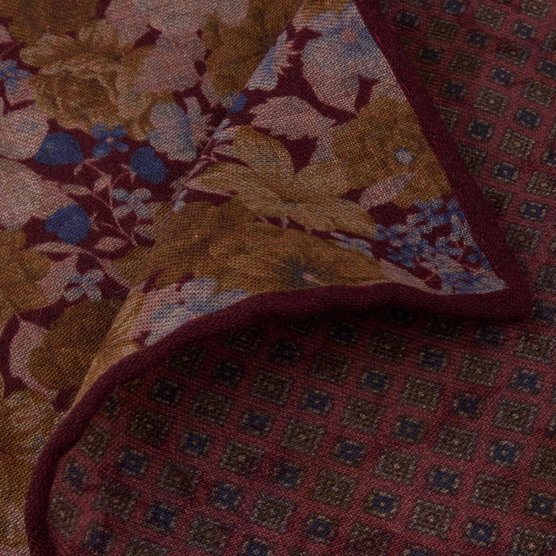 Burgundy Patterned Wool Hankie - Stenströms