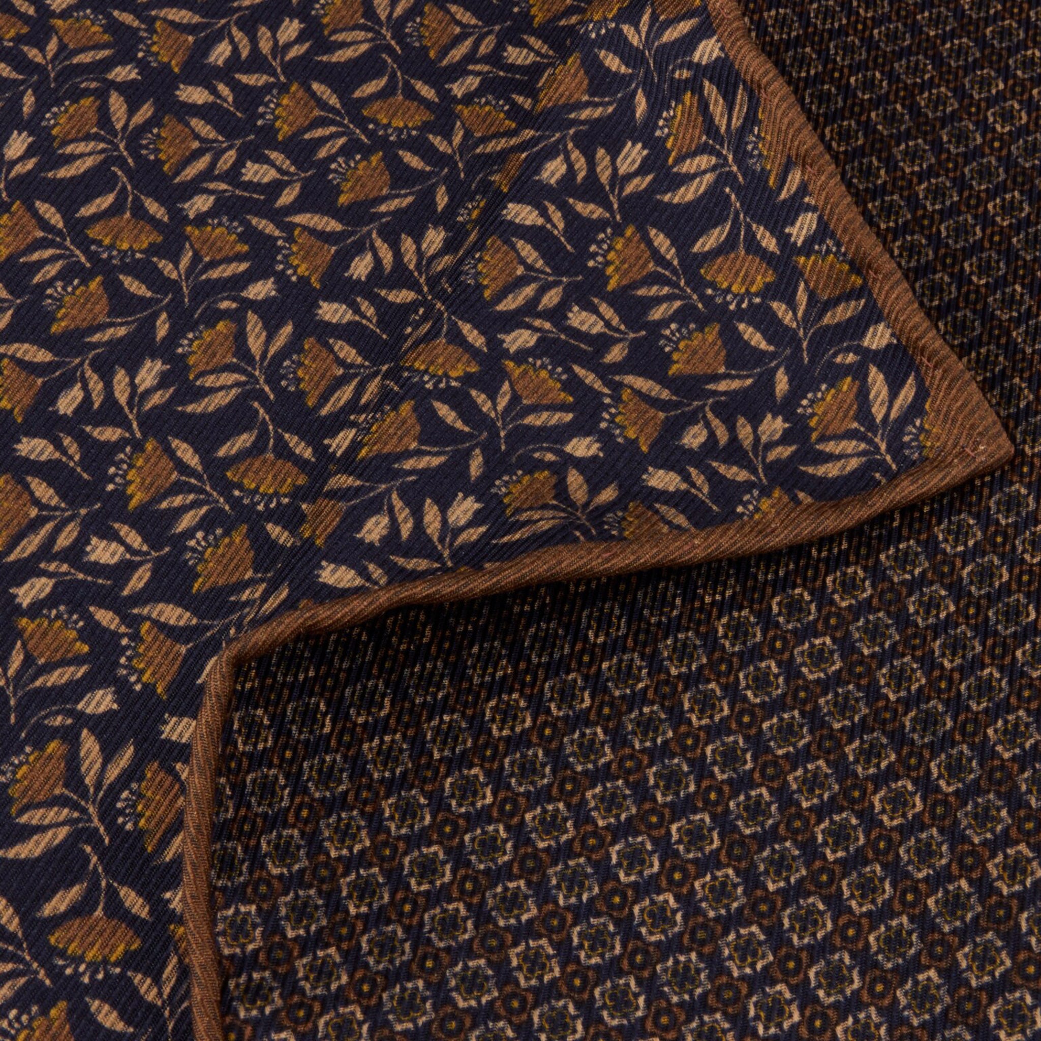 Navy Patterned Silk Hankie - Stenströms