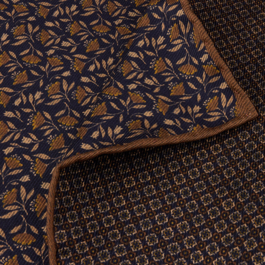 Navy Patterned Silk Hankie - Stenströms