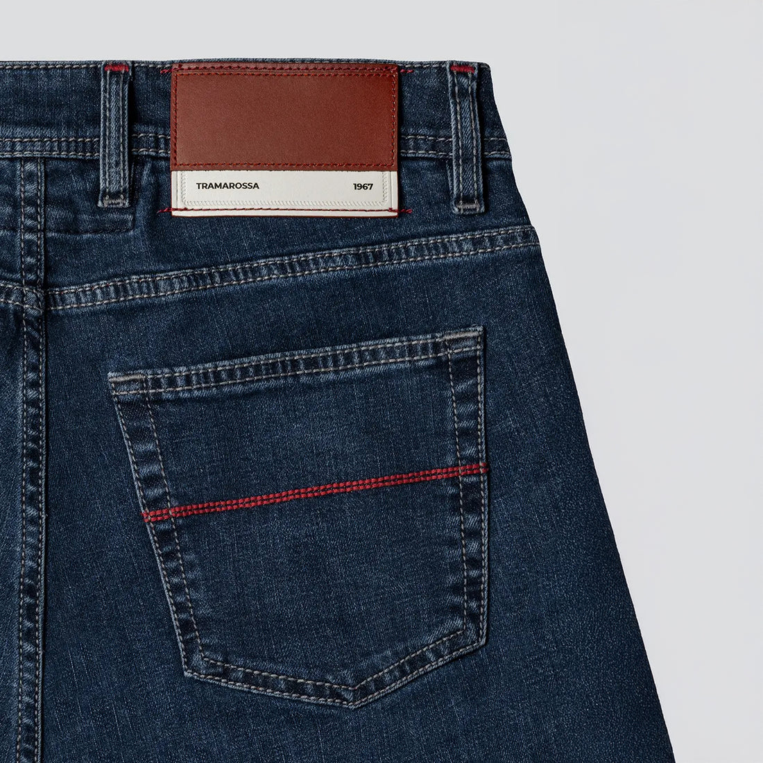 Denim bleu double face à intérieur rouge en coton extensible, coupe ajustée Leonardo - TRAMAROSSA