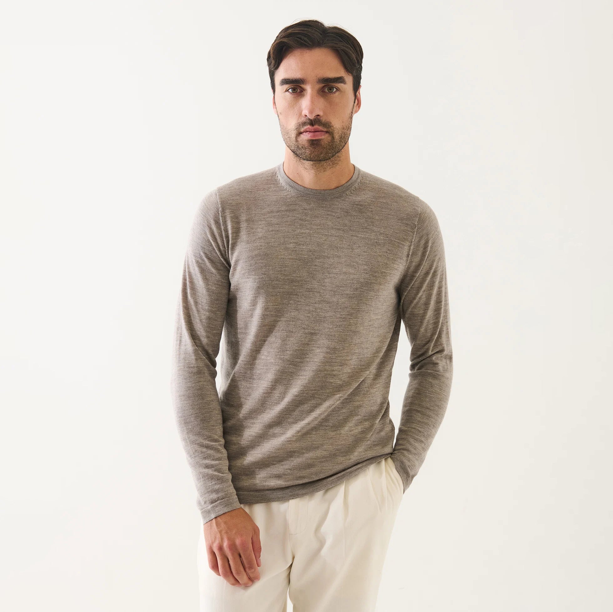 Caffé Beige Extra-Fine Merino Wool Crew Neck Sweater - Patrick Assaraf