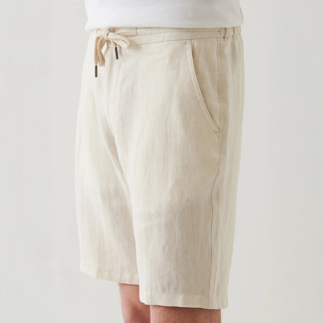 Oyster Off-White Drawstring Linen Shorts - Patrick Assaraf