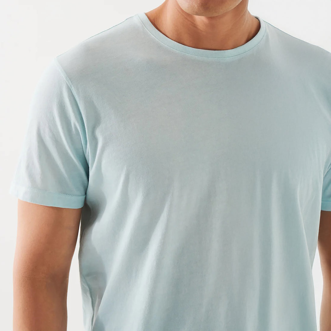 Celery Pima Spray Wash T-Shirt - Patrick Assaraf - Boutique Jacques International